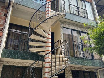 casa en venta en urbanización la nueva base. Cod V36