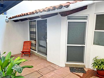 Pintoresca Casa en Venta Frente al Mar con Acceso a la Playa - Huatulco