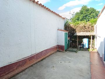 casa en venta en villa del rosario. Cod V29363