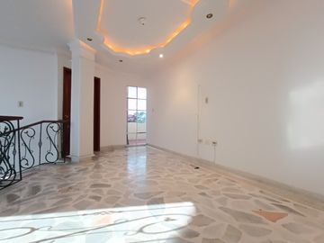 casa en venta en villa del rosario. Cod V29363