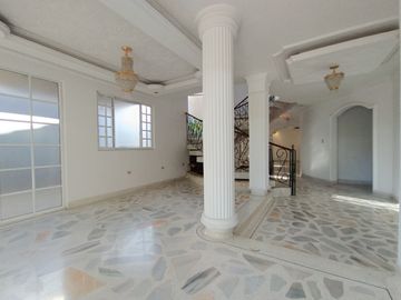 casa en venta en villa del rosario. Cod V29363