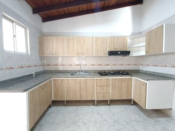 casa en venta en villa del rosario. Cod V29363