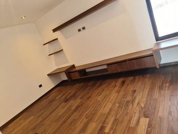Espectacular Residencia de Autor en Lomas del Campanario, 4 Recamaras, 4.5 Baños
