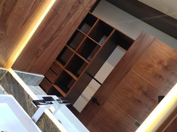 Espectacular Residencia de Autor en Lomas del Campanario, 4 Recamaras, 4.5 Baños