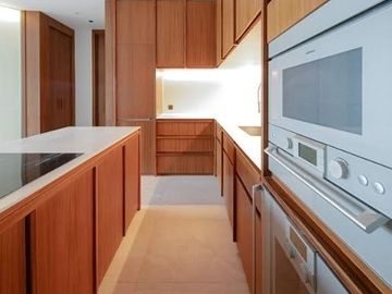 2 Bedroom Condo for sale at 185 Rajadamri