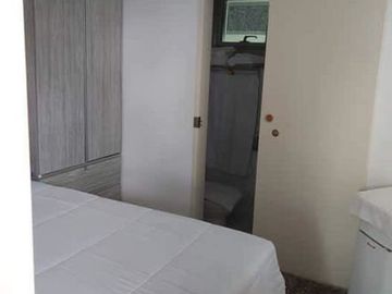 2BR Condo For Rent/Lease 2 Bedrooms in The Residences at Greenbelt Trag Laguna Tower Makati City