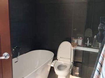 2BR Condo For Rent/Lease 2 Bedrooms in The Residences at Greenbelt Trag Laguna Tower Makati City