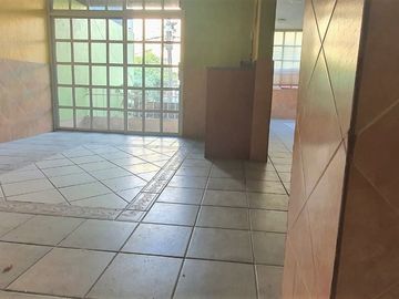 CASA CON USO DE SUELO PARA OFICINAS, EN VALLE DORADO, TLALNEPANTLA DE BAZ