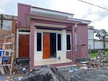 Dijual Rumah Pesan Bangun Modern Minimalis Lokasi Prambatan Lor Kudus