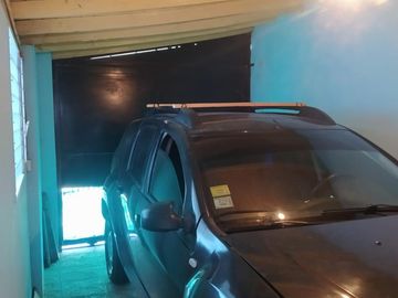 Vendo terreno 10 x 20m. Con vivienda en Merlo