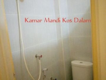 Rumah Kos di Lebak Arum , Strategis