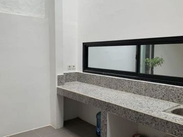 Tim Rumah Full Gresss Baru Dalam Telaga Golf Sawangan