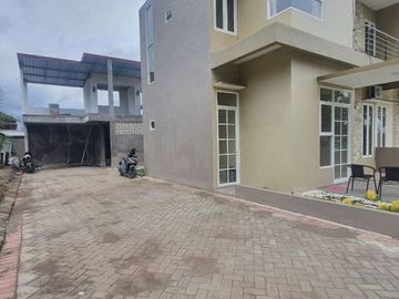 [ IDAMAN IBU INI!! Rumah villa strategis]