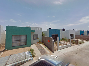 CASA EN VENTA EN FRACC. PARAISO DEL SOL, LA PAZ, BAJA CALIFORNIA SUR! - JCH