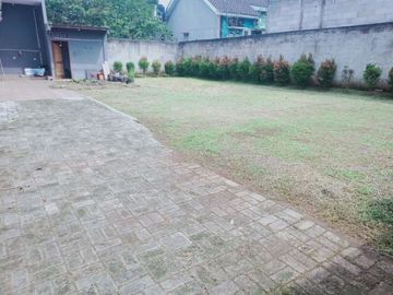 Rumah terawat jual butuh turun harga di sawangan