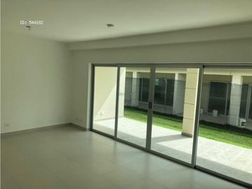 VENTA DE CASA EN CONDADO DEL REY 3 REC 268MT2 ALTOS DEL PARQUE