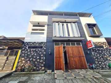Rumah Kost 18 Kamar Luas 168 di Dinoyo UNISMA kota Malang