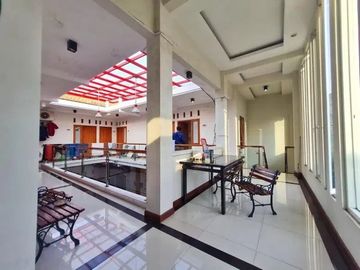 Rumah Kost 18 Kamar Luas 168 di Dinoyo UNISMA kota Malang