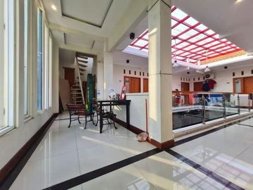 Rumah Kost 18 Kamar Luas 168 di Dinoyo UNISMA kota Malang