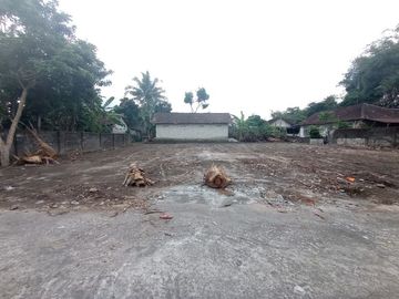 Promo Imlek. Rumah Pesan Bangun Di Utara Prambanan