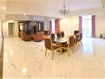 Disewakan Apartemen Menteng Executive Tipe 4 Kamar Tidur Kondisi Semi Furnished
