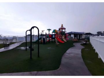 VENDO APARTAMENTO CON LINEA BLANCA EN ARRAIJAN PLAYA DORADA 2R