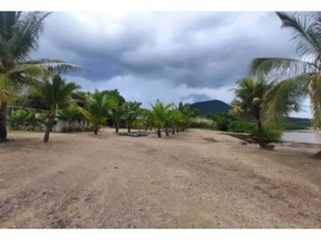 VENDO APARTAMENTO CON LINEA BLANCA EN ARRAIJAN PLAYA DORADA 2R