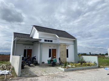 DIJUAL RUMAH FREE DESAIN TYPE 30/121 m2 SHM SIAP CICIL TANPA BUNGA 12 BULAN.