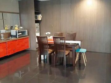 Di Jual Rumah Elite 4 Kamar 2 Lantai di Batununggal, Bandung