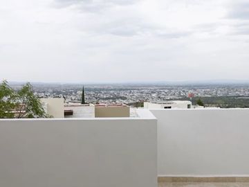 CASA EN SIERRAZUL, SLP