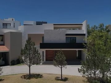 CASA EN SIERRAZUL, SLP
