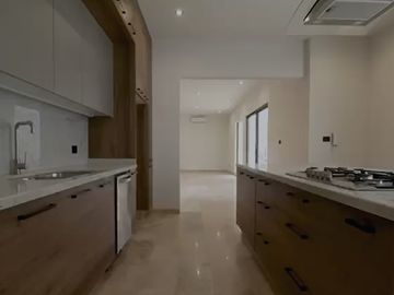 CASA EN SIERRAZUL, SLP