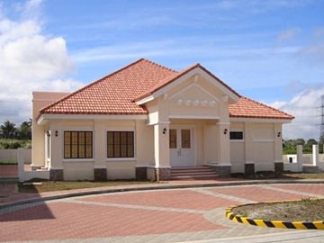 3 Adjacent Lots (240sqm each) in Ridgewood Heights Tagaytay