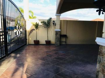 Furnished House with 3 bedroom for RENT in Hensonville Angeles City