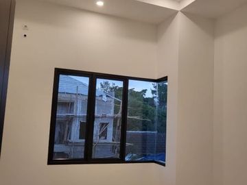Dijual Rumah Cantik Di Jl Kubis 2 BSD City Sektor 1.6 Tangerang Lokasi Strategis Siap Huni Bagus