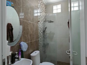 Di Sewakan Rumah Baru Di Kebon Jeruk JakBar
