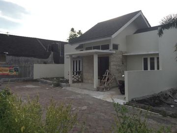 Rumah Dijual Ready KPR Lingkungan Aman di Kadisoka Sleman