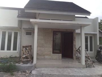 Rumah Dijual Ready KPR Lingkungan Aman di Kadisoka Sleman