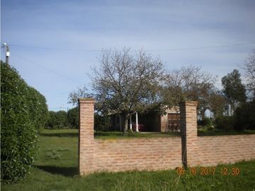 casa de 3 dormitorios sobre 1400m2 de terreno