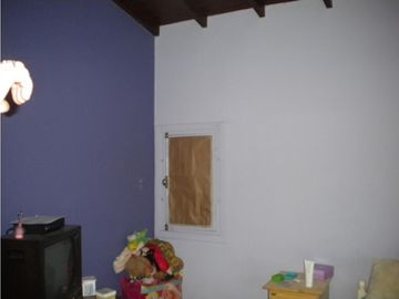 casa de 3 dormitorios sobre 1400m2 de terreno