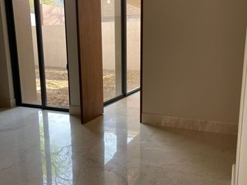 CASA EN VENTA - FUENTES DEL VALLE  SPGG