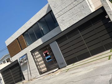 CASA EN VENTA - FUENTES DEL VALLE  SPGG