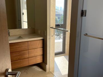 CASA EN VENTA - FUENTES DEL VALLE  SPGG
