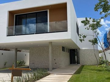 Casa residencial en venta, Komchén, Mérida, Yucatán