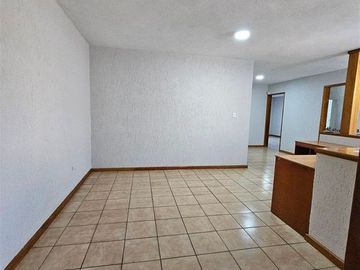 Casa en sector Las Quintas