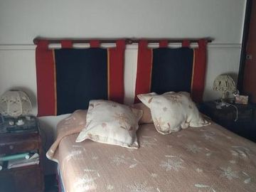 CHALET 4 AMB. CON HERMOSO  PARQUE, EXCELENTE UBICACION