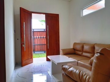 RUMAH BARU FULL FURNISHED DI JLN PALAGAN