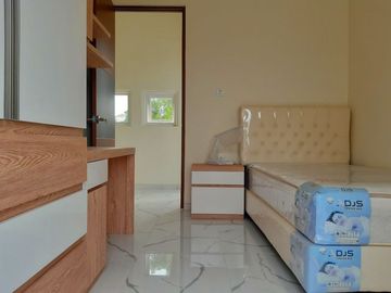 RUMAH BARU FULL FURNISHED DI JLN PALAGAN