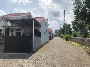 RUMAH MURAH DEKAT UNIV PGRI KANJURUHAN MALANG