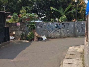 Rumah Hoek, Tinggal Jalan Kaki ke Meruya Ilir Raya